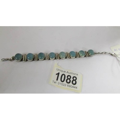 Lot 1088      