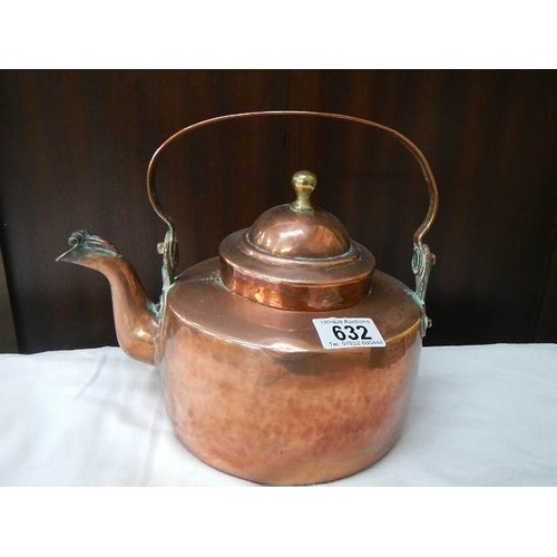 632 - An early 20th century copper kettle.