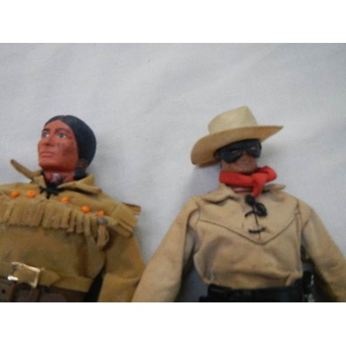 669 - The Lone Ranger and Tonto action dolls.