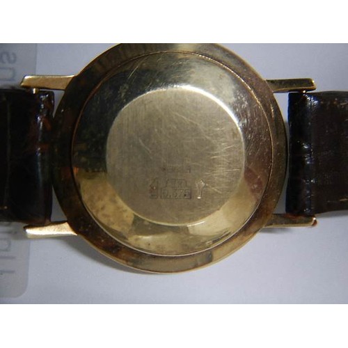 1123 - A good UNO 27 jewel  Incabloc automatic wrist watch, in working order.