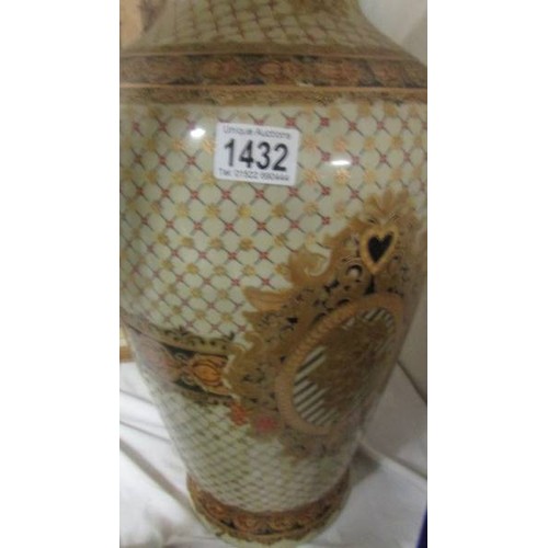 1432 - An oriental hand decorated vase, 61 cm tall. COLLECT ONLY.