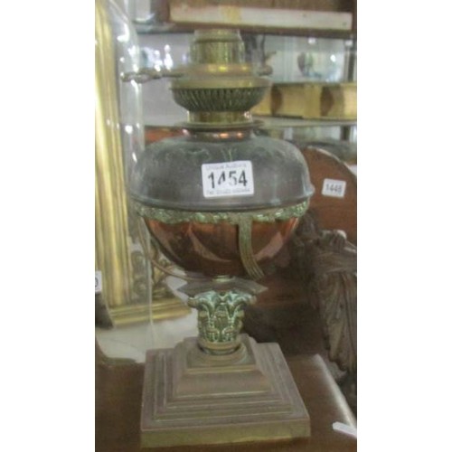 1454 - A Victorian brass oil lamp base/