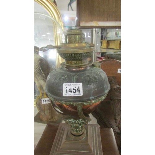 1454 - A Victorian brass oil lamp base/