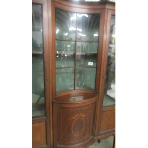 1467 - An Edwardian mahogany inlaid display cabinet with concave glass.  COLLECT ONLY.