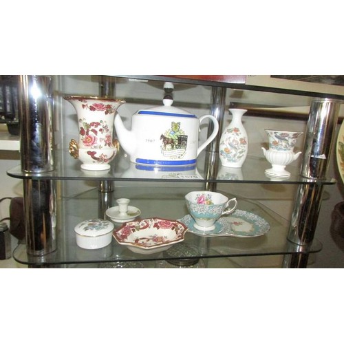 1579 - A mixed lot including Rington's teapot, Mason's, Aynsley, Royal Albert etc.,