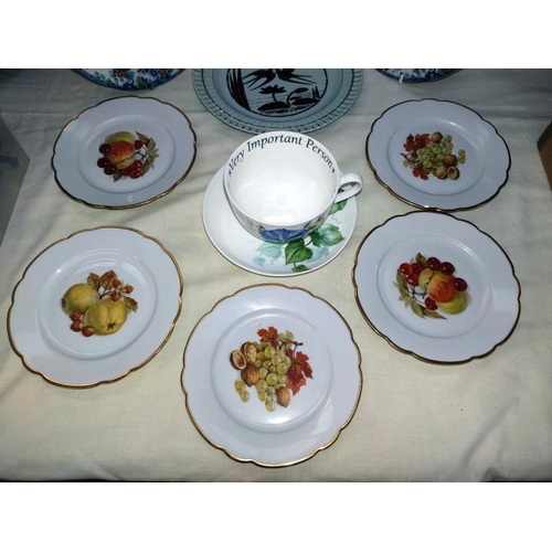 273 - A pair of Tasmanian stoneware plates & Bavarian fruit plates etc.