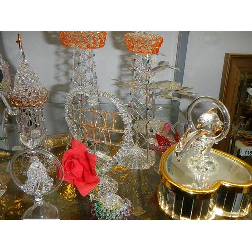 709 - A mixed lot of hand blown glass ornaments. COLLECT ONLY.