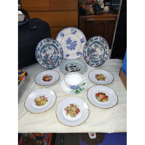 273 - A pair of Tasmanian stoneware plates & Bavarian fruit plates etc.