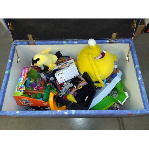 279 - A toy box and contents (toys)