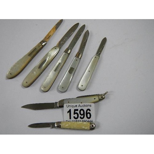 1596 - A collection of 5 silver and mother of pearl fruit/penknives and two others.