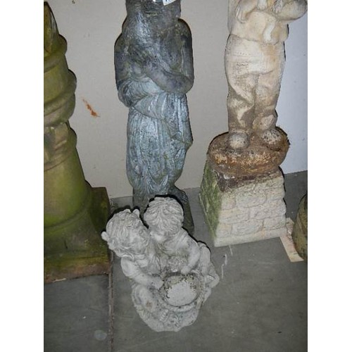 1677 - Two garden statues, COLLECT ONLY.