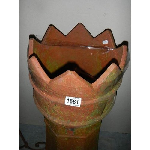 1681 - A chimney pot, COLLECT ONLY.