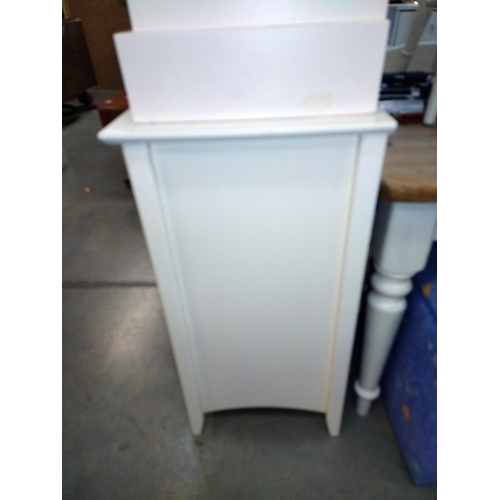 371 - A white finished solid pine chest of drawers (83cm x 43cm x height 85cm), COLLECT ONLY