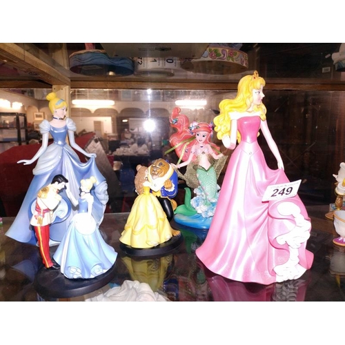 249 - 5 Disney enchanting collection figures, 3 Princesses Aurora, Cinderella and Ariel, plus Beauty and t... 