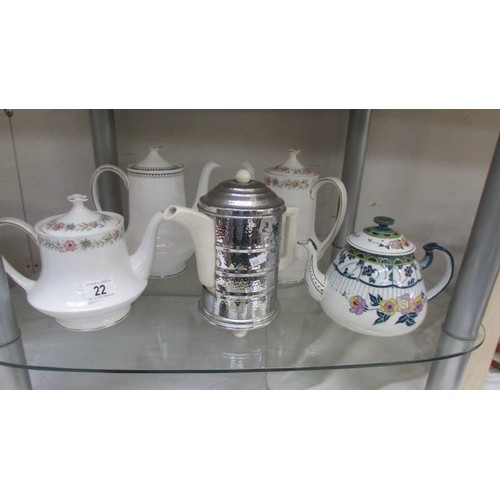 22 - An insulated pot, two coffee pots and two teapots. COLLECT ONLY.