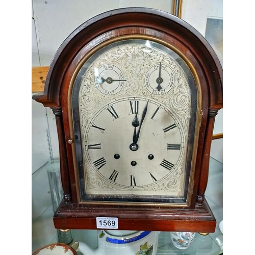 1569 - A mahogany bracket clock. COLLECT ONLY.