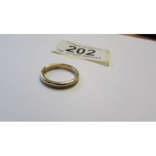 202 - A 9ct gold (tested) diamond solitaire ring, 3 grams, size L.