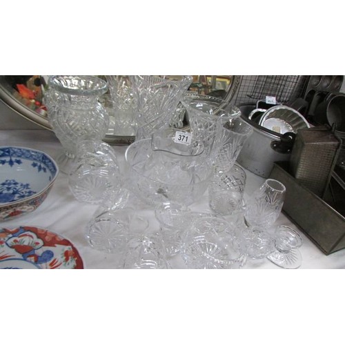 371 - A mixed lot of cut glass. COLLECT ONLY.