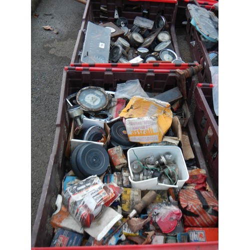 799 - Six crated of car parts. COLLECT ONLY.