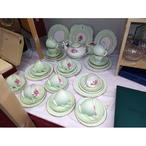 10 - A pretty Graffon tea set approximately 48 pieces, COLLECT ONLY.