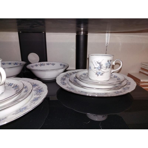 5 - A Mitterteich Bavaria, Germany tea set (28 pieces) COLLECT ONLY.