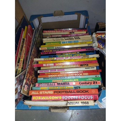 1029 - 2 large boxes of football annuals & large quantity of 1970's programmes