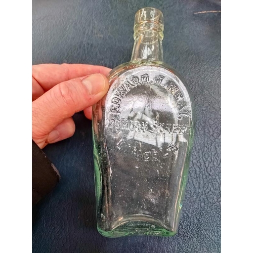 1050 - A quantity of vintage bottles including stoneware Lincoln ginger beer bottles. COLLECT ONLY.