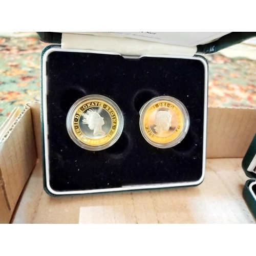 2122 - A cased silver proof UK £2 two coin set 1997 - 98 & DNA 2003 & 1997 Britannia silver proof 20 pence ... 