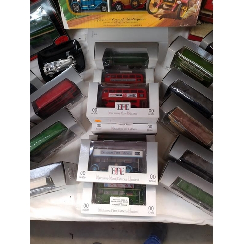 57 - A good selection of EFE diecast buses, Yesteryear vans and Matchbox G-5 gift set