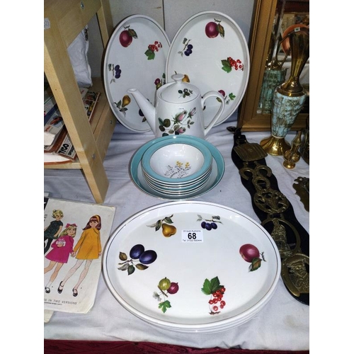 68 - Royal Tudor Ware ironstone oval plates, Ridgeway fruit/dessert bowls and a teapot, COLLECT ONLY.