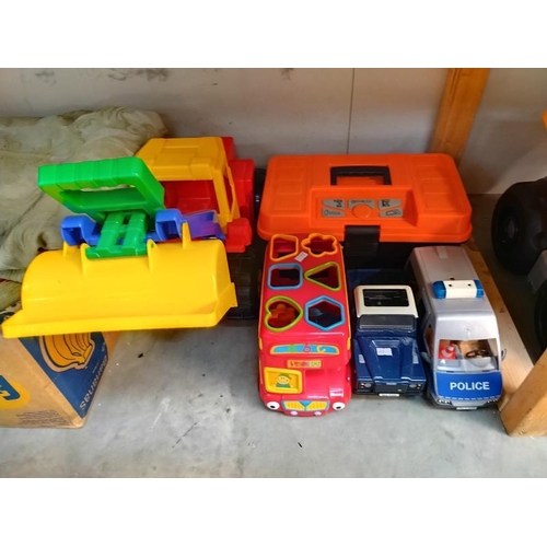 1058 - A quantity of large scale early learning toys etc COLLECT ONLY