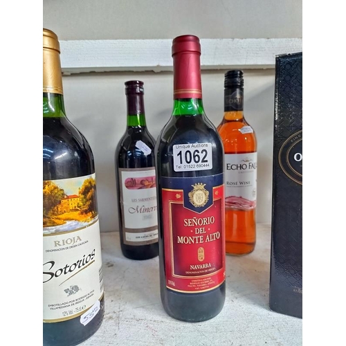 1062 - Seven bottles of assorted wine and a bottle of Croft Original Sherry. COLLECT ONLY