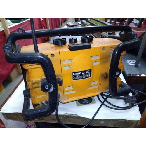 344 - A Dewalt worksite radio. COLLECT ONLY.