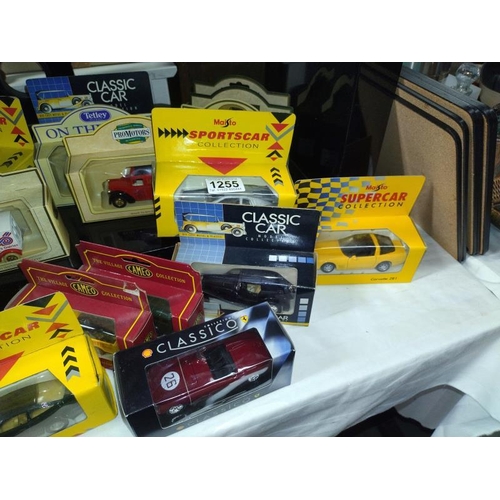 1255 - A mixed lot of boxed Diecast vehicles including Days Gone, Maisto, Classic Cars etc.,