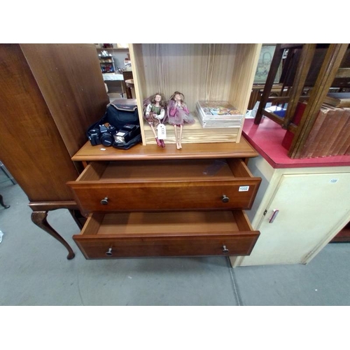 1332 - A mahogany effect bedroom chest of drawers. 89cm x 47cm x height 94cm.  COLLECT ONLY.