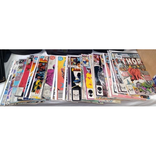 1249 - A mixed lot of Marvel and DC comics, including Thor, Captain Universe, The New Defenders etc.