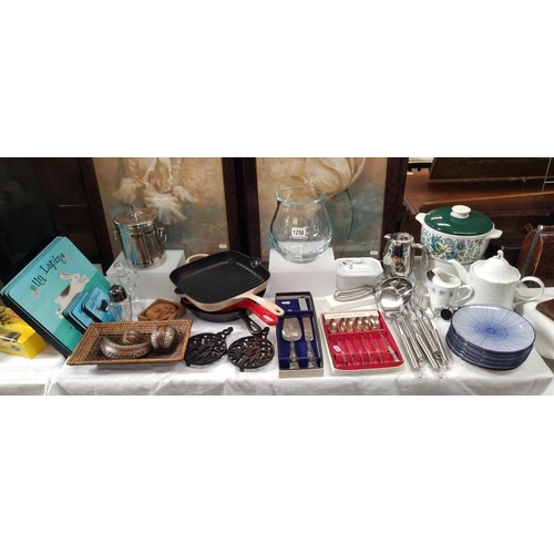 1258 - A good selection of kitchenalia  including cast Iron Denby frying pan, Royal Doulton Everglades ture... 