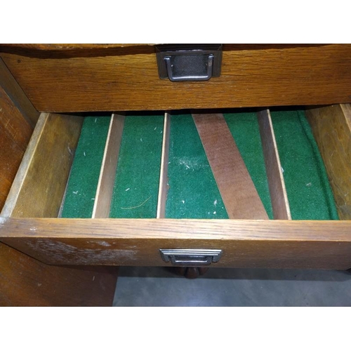 1275 - 1930's oak sideboard. 122cm x 50cm x height 90cm.  COLLECT ONLY.