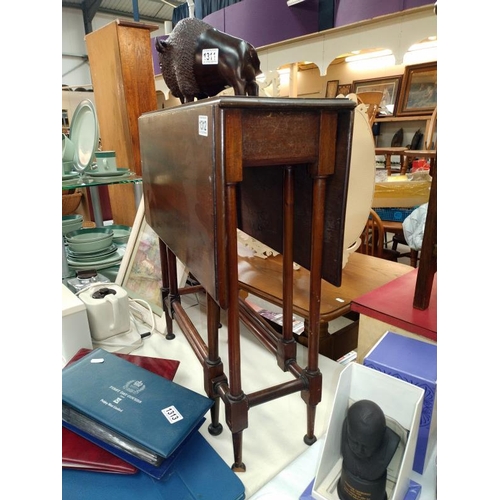 1312 - An Edwardian mahogany Sutherland dropleaf table. 61cm x 22cm -77cm x height 65cm. COLLECT ONLY.