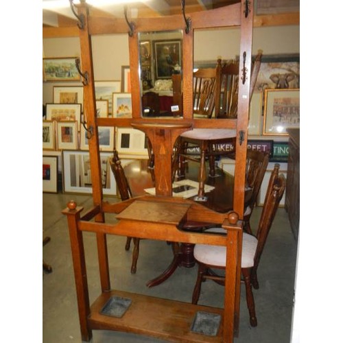 2563 - An Edwardian oak hall stand, one hook a/f, 96 x 34 x 200 cm high, COLLECT ONLY.