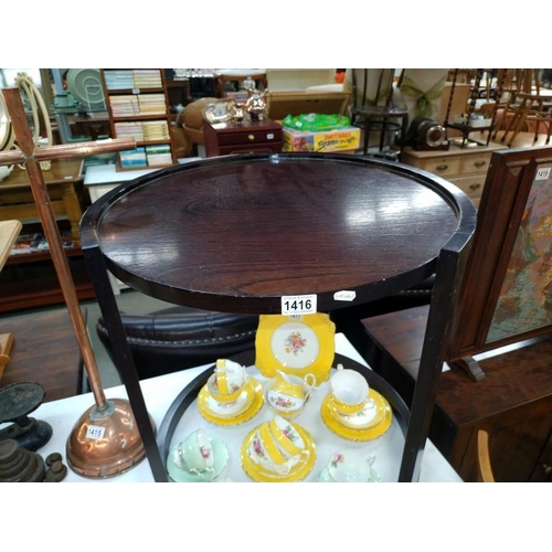 1416 - A retro style coffee table. Diameter 60cm x height 60cm. COLLECT ONLY