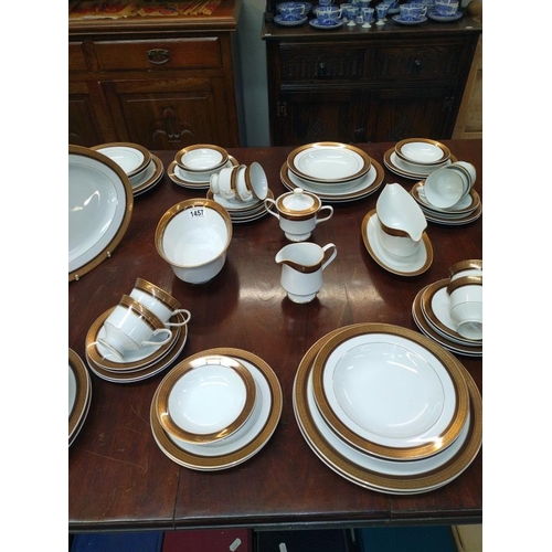 1457 - A Sango China Japan Newport Pattern dinner set. COLLECT ONLY.