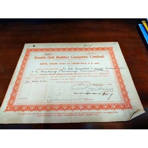 2565 - An interesting collection of 26 old, share certificates from France, USA, Belgium and the UK. They a... 