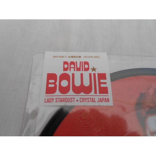 115 - David Bowie Lady Stardust Rare Exclusive single on Crystal, Made in Japan “7 picture disc. Mint Stil... 