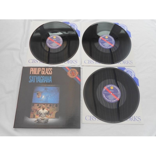 46 - Philip Glass - Satyagrah3 x LP box Set CBS ?– I3M 39672 Made in Holland N/ mint