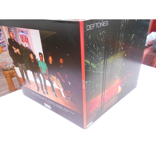 80 - Collection of 2 records by The Deftones Both in Near mint condition Deftones  - Koi No Yokan EU 9362... 