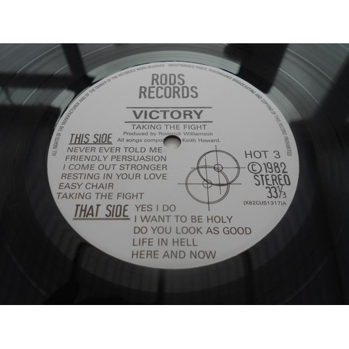 152 - Victory - Taking the fight UK LP Record HOT 3 1317 HOT 3 A-1 and B-1