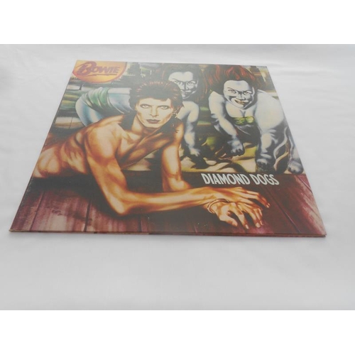 186 - David Bowie  - Diamond Dogs UK 1st press record LP APL1 0576 A-1 oly and B-1 oly N/mint