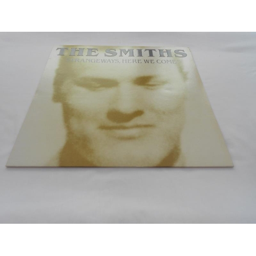 221 - The Smiths – Strangeways, here we come UK 1st press LP Record ROUGH 106 A-2U-1-1 and B-2U-1-1 NM