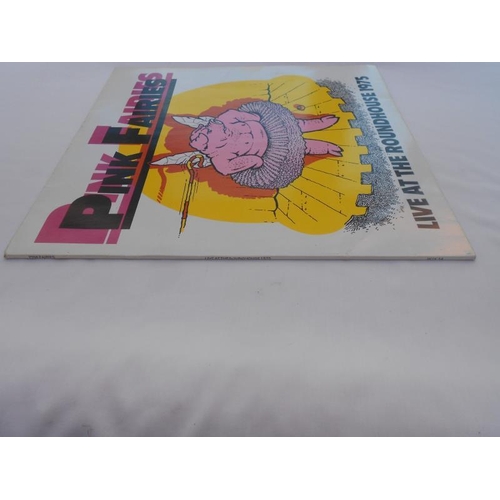 269 - Pink Fairies.- Live at the Roundhouse 1975 LP Big Beat WIK 14 B-3993 A-2 and B-2 N/M